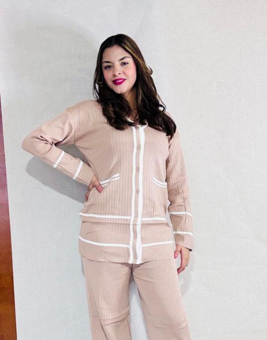 SET DE TRES PIEZAS BEIGE ML88285